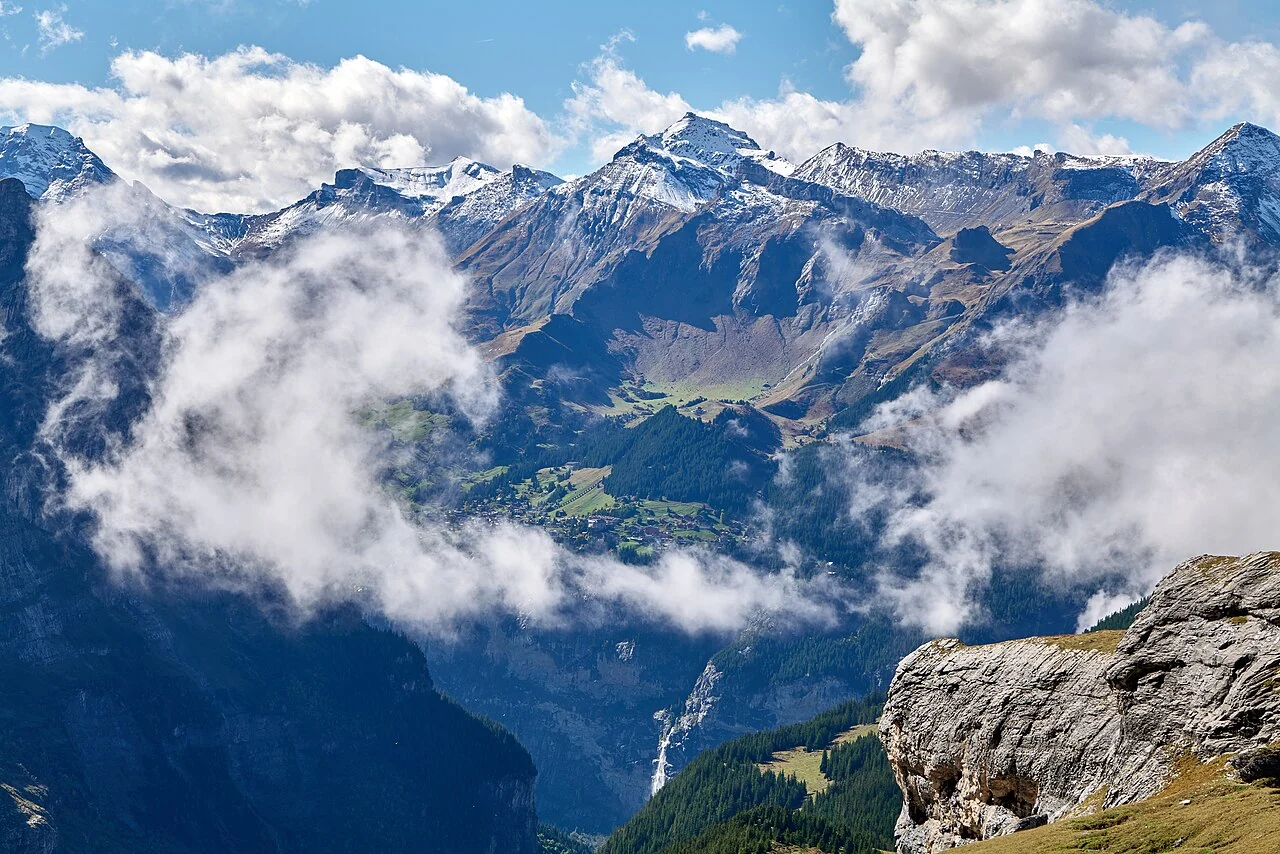 Mürren village above Lauterbrunnen, Alpine slopes and the Schilthorn area