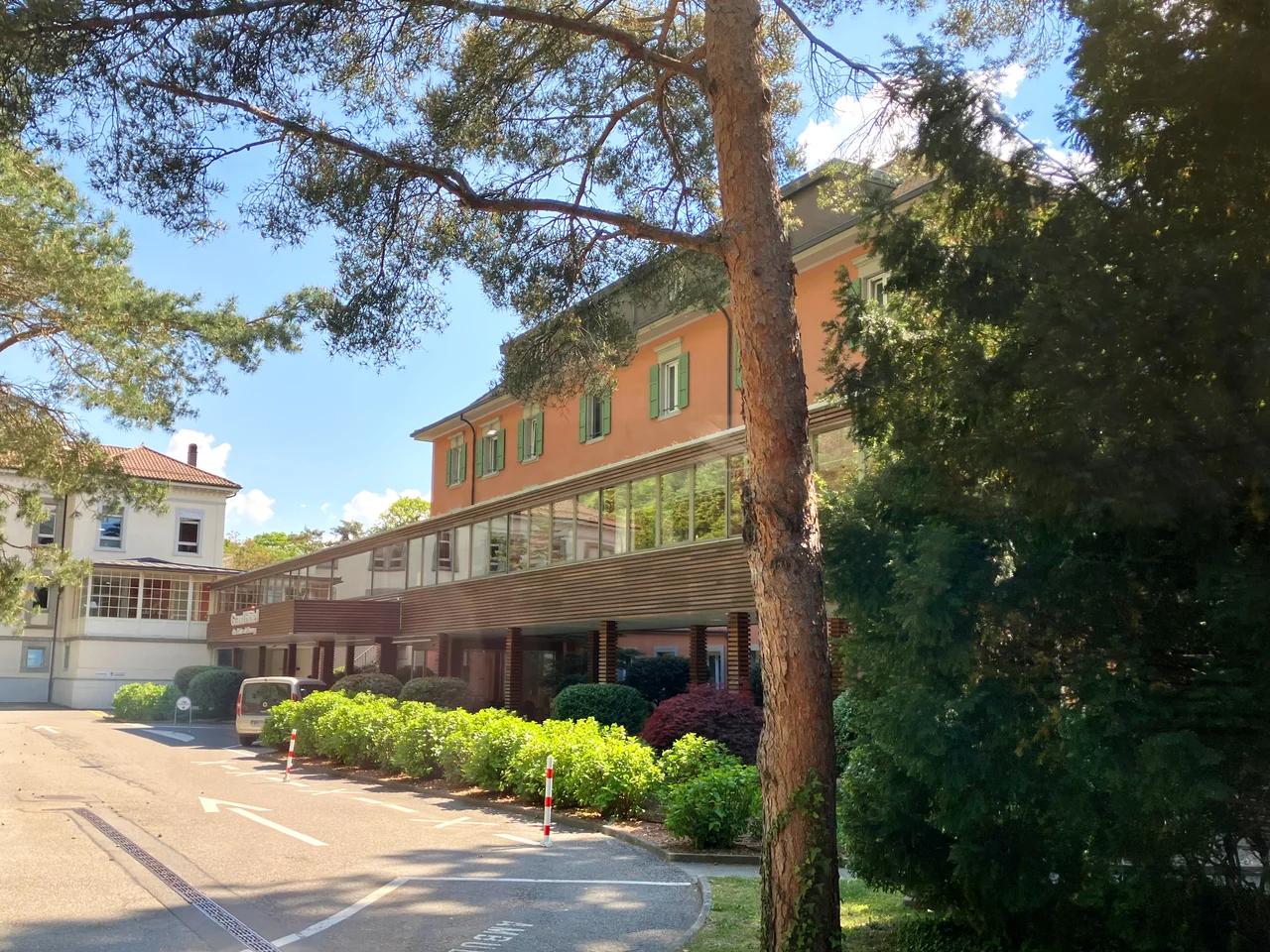 Grand Hôtel des Bains de Lavey building